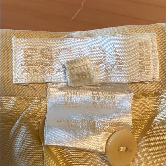 Escada skirt - Picture 6 of 6